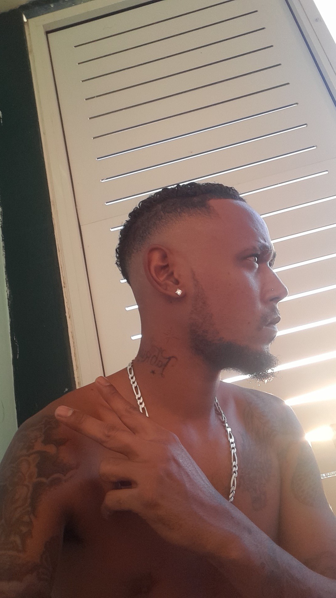 Profilo di Carmelien